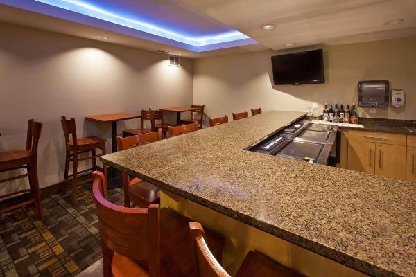 AMERICINN FAIRFIELD (Fairfield)